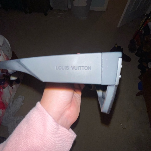 Louis Vuitton Black Sunglasses - Picture 6 of 8